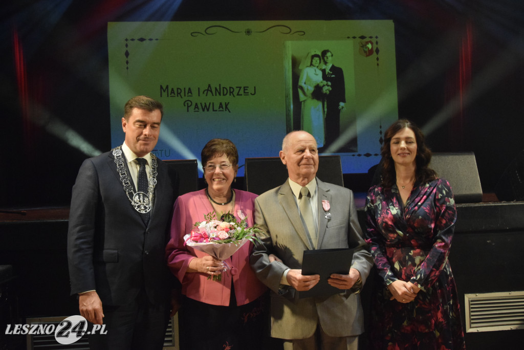 Prezydent wręczył medale małżeńskim jubilatom