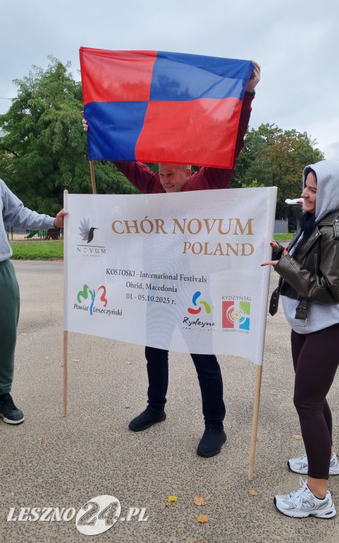 Chór Novum w drodze na festiwal w Ochrydzie