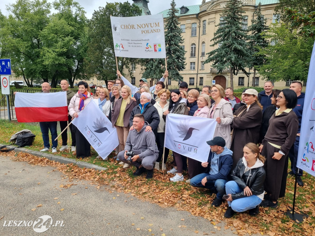 Chór Novum w drodze na festiwal w Ochrydzie