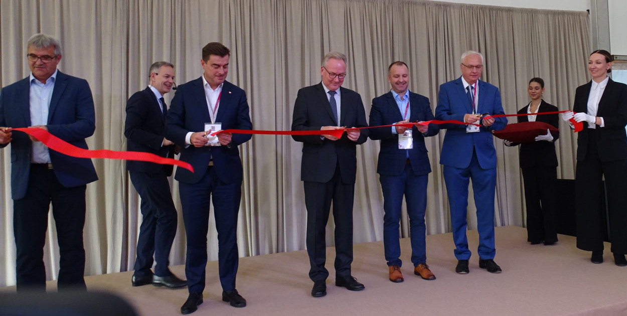 Otwarcie Fabryki Pianki w Maryszewicach pod Lesznem