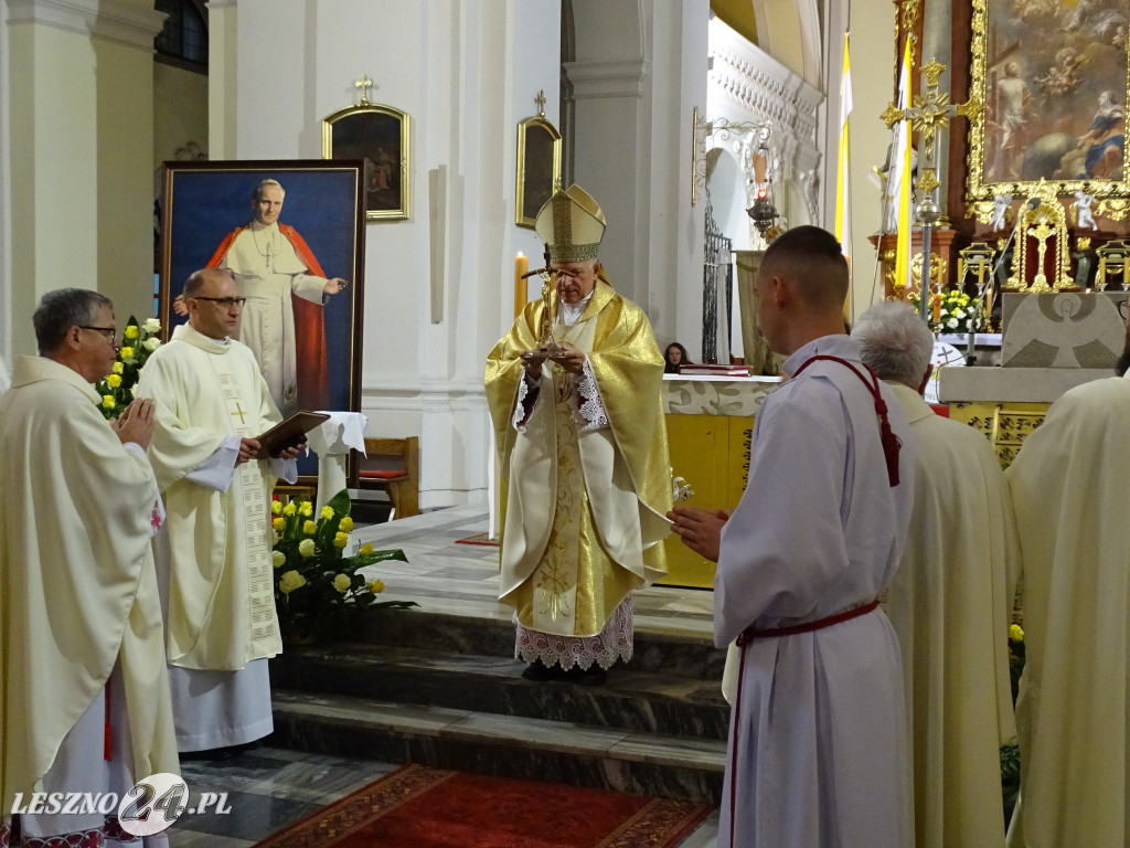 Relikwie św. Jana Pawła II w Lesznie