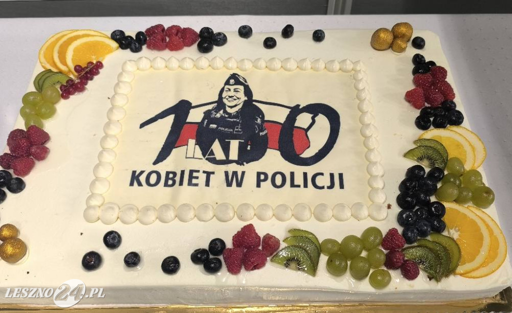 Strzelanie na 100-lecie kobiet w policji