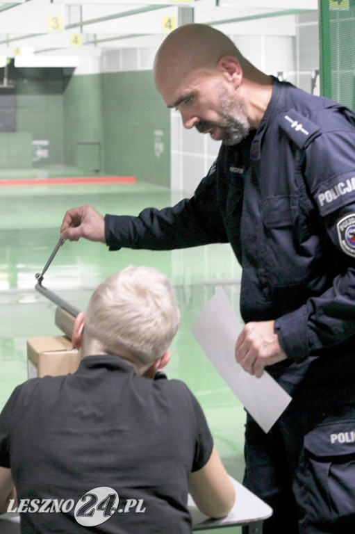 Strzelanie na 100-lecie kobiet w policji