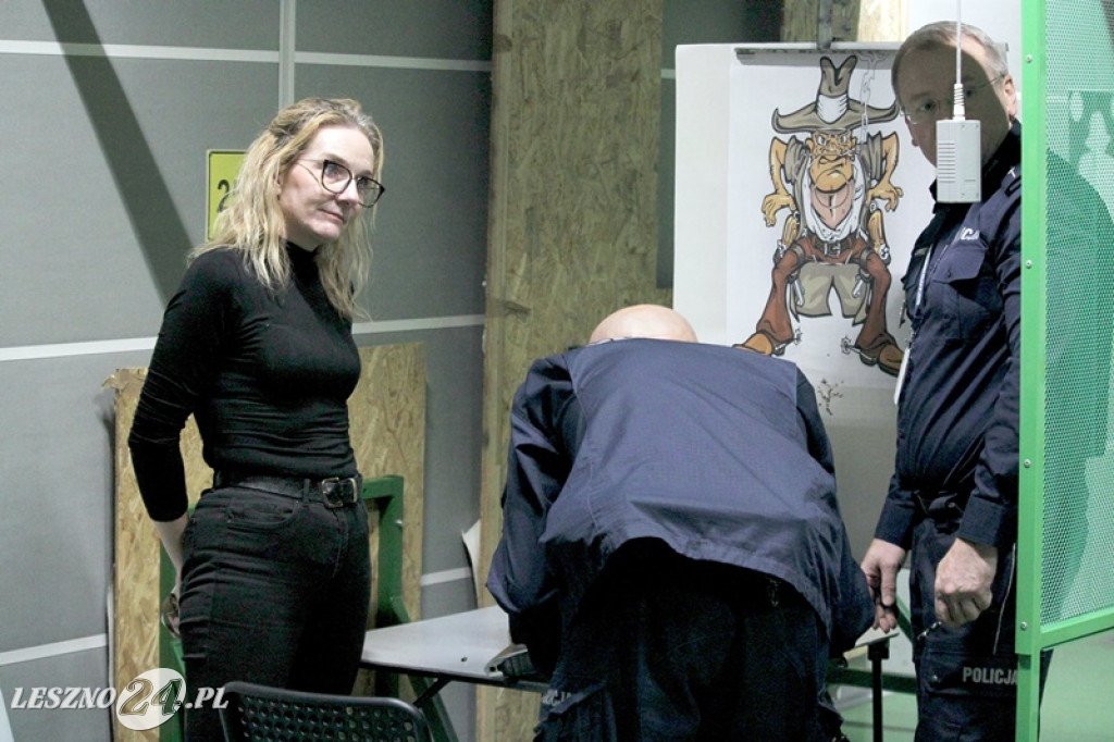 Strzelanie na 100-lecie kobiet w policji
