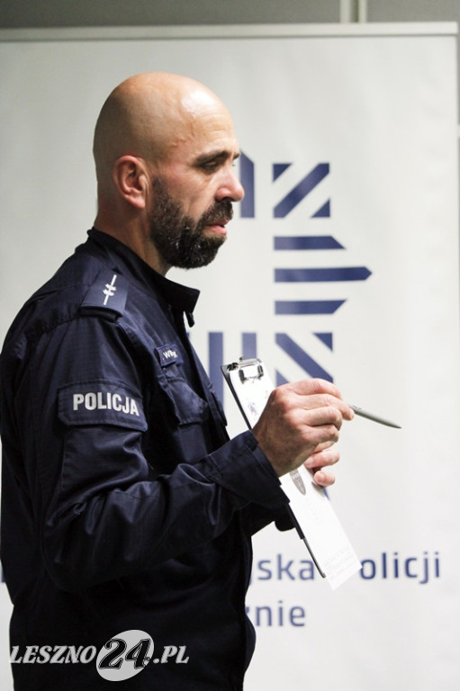 Strzelanie na 100-lecie kobiet w policji