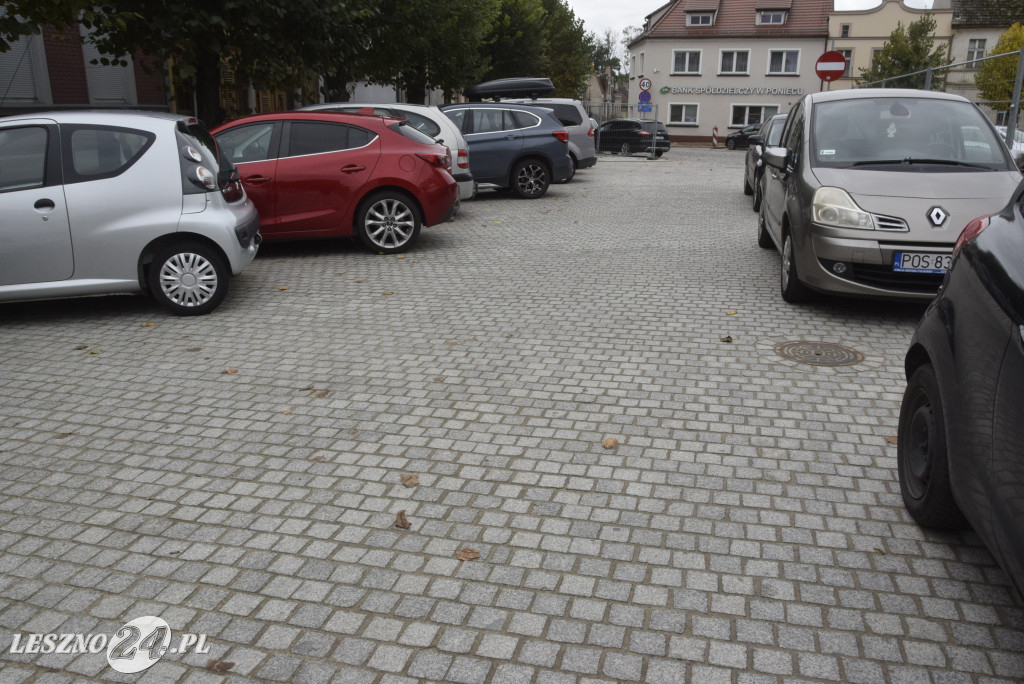 Modernizacja osieckiego rynku na finiszu