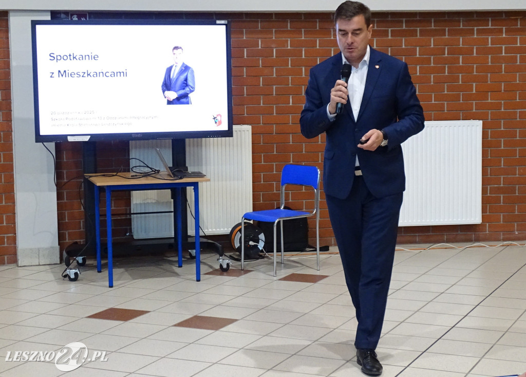 Spotkanie prezydenta Leszna z mieszkańcami w SP13