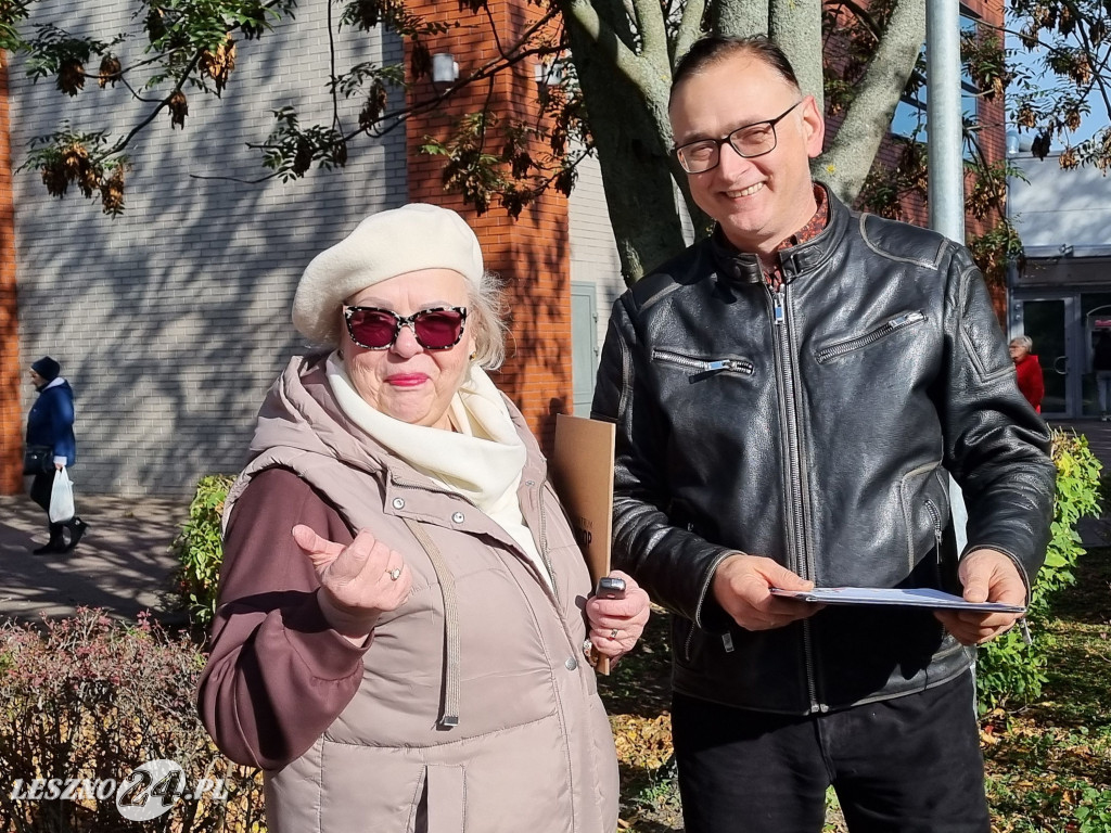 Sadzenie drzew w Parku Grody Leszczyńskie