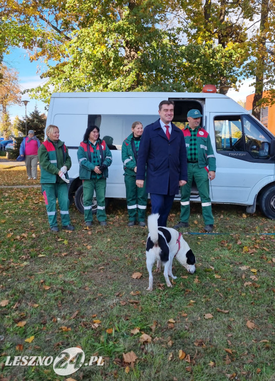 Sadzenie drzew w Parku Grody Leszczyńskie
