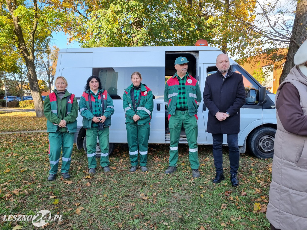 Sadzenie drzew w Parku Grody Leszczyńskie