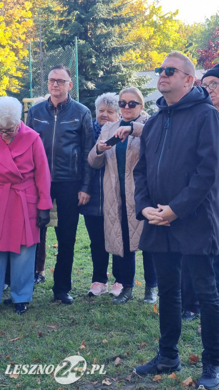 Sadzenie drzew w Parku Grody Leszczyńskie