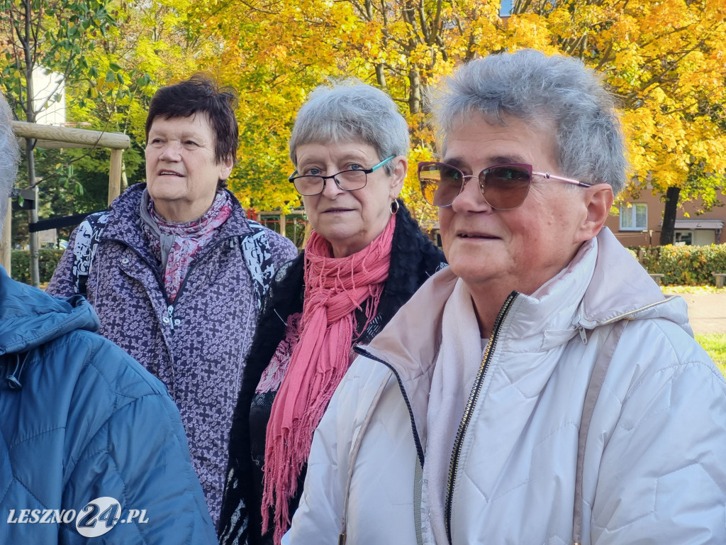 Sadzenie drzew w Parku Grody Leszczyńskie