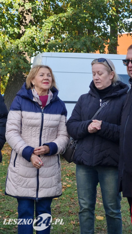 Sadzenie drzew w Parku Grody Leszczyńskie