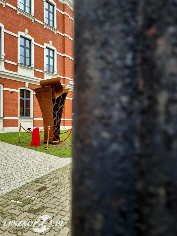 Odsłonięcie rzeźby Werner Kenkel przed MBP