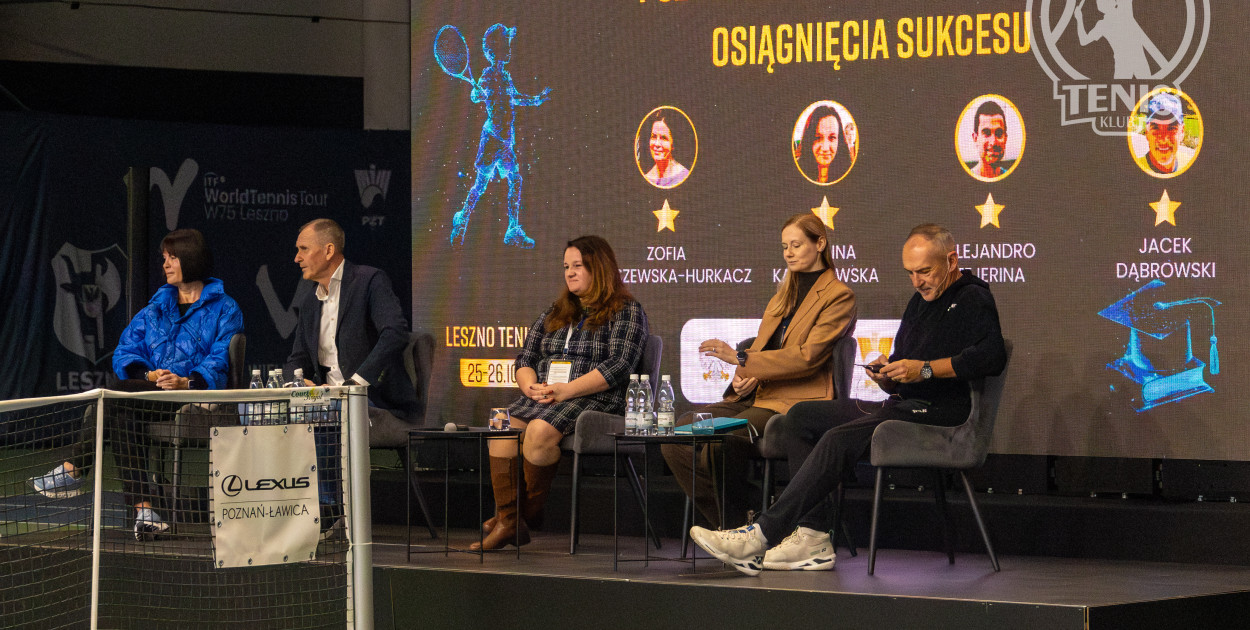 Ogólnopolski kongres na kortach Akwawit w Lesznie