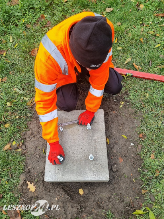 Rzeźba Frusia w Parku im. Leszczyńskich Satyryków