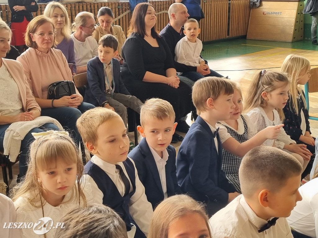 Pasowanie na uczniów w SP 12