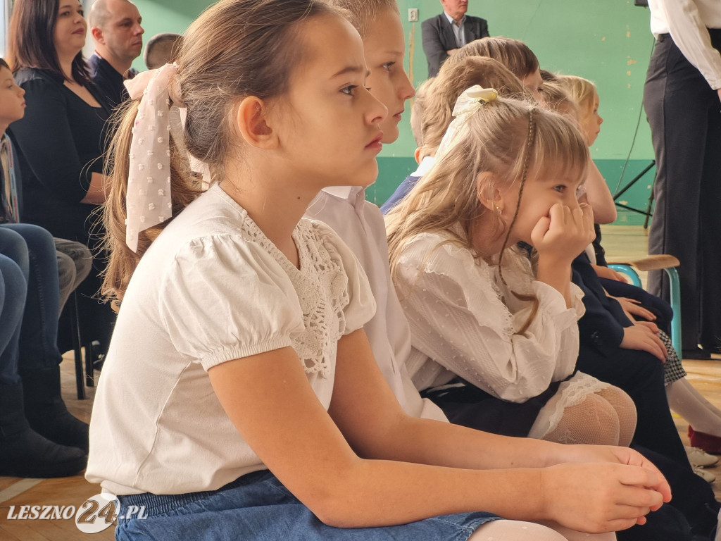 Pasowanie na uczniów w SP 12