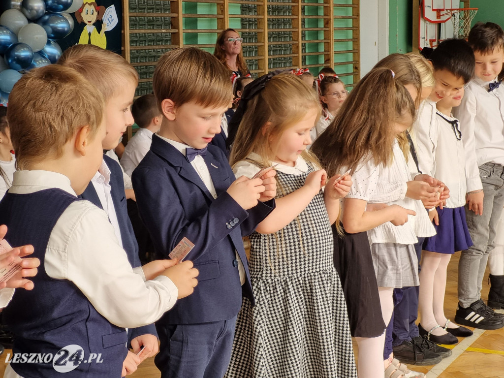 Pasowanie na uczniów w SP 12