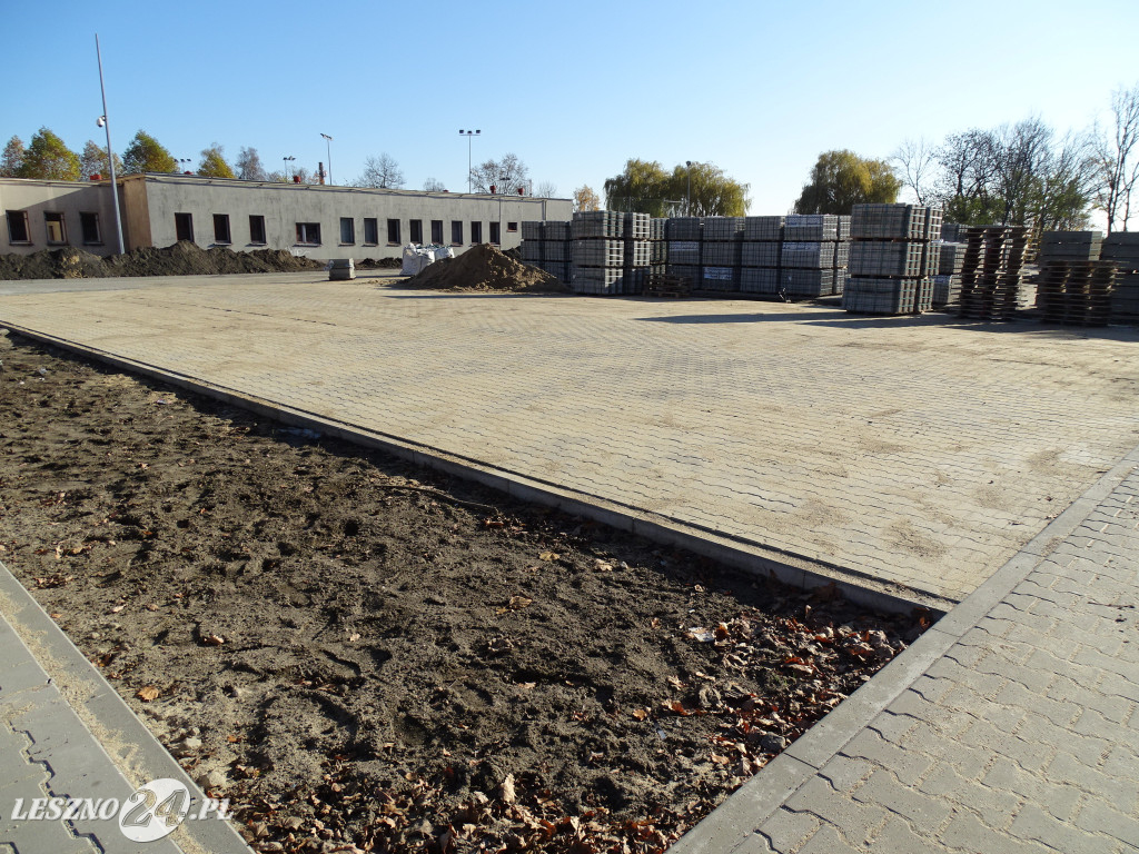 Parking przy hali Ćwicznia Miejska w Lesznie