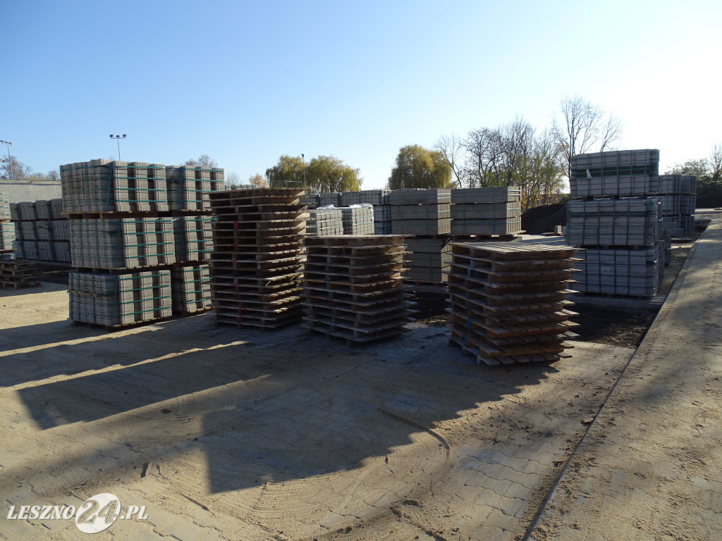 Parking przy hali Ćwicznia Miejska w Lesznie