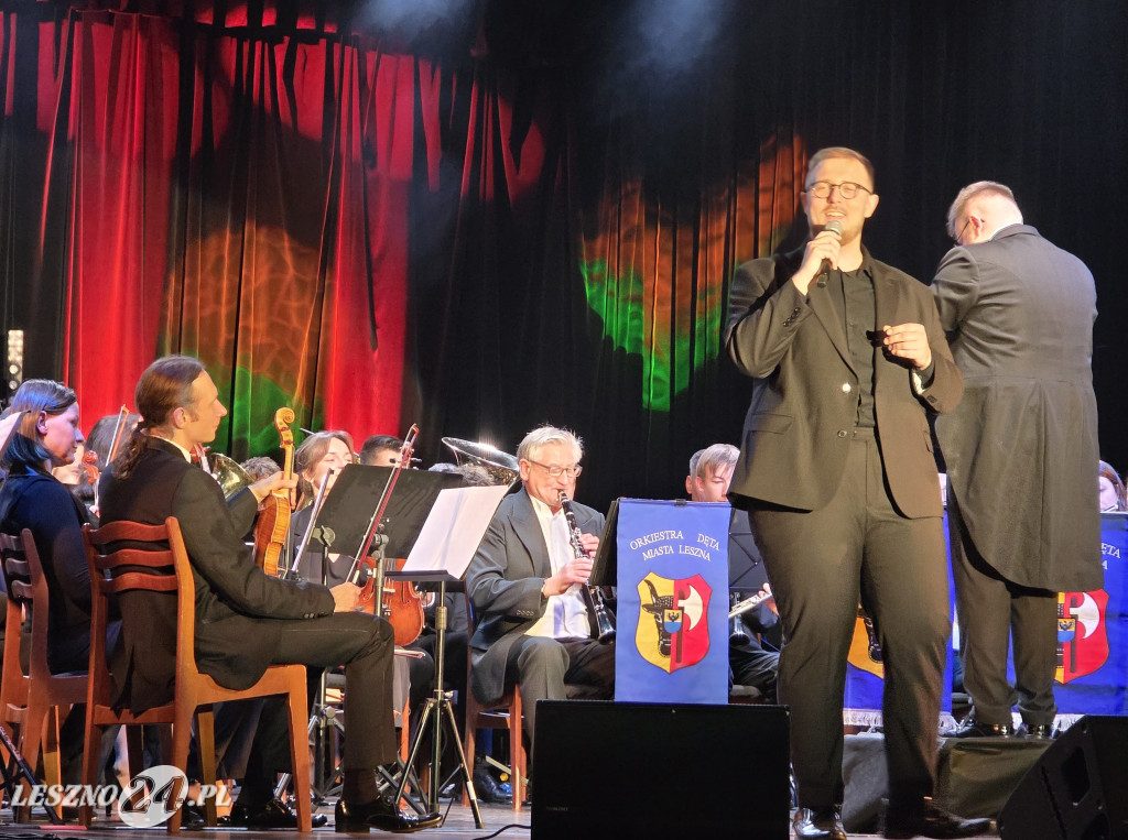 Koncert Zaduszkowy MOK w Lesznie