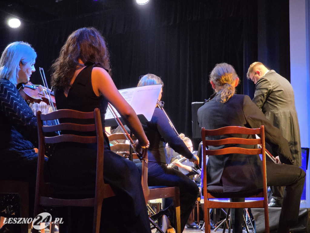 Koncert Zaduszkowy MOK w Lesznie