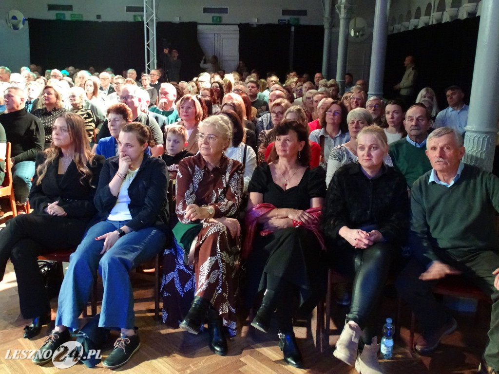 Koncert Zaduszkowy MOK w Lesznie