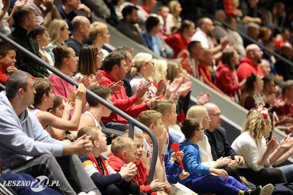 Koszykarskie emocje w Trapezie