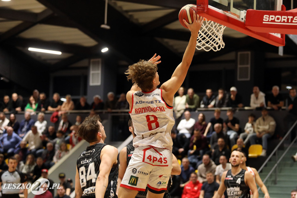 Koszykarskie emocje w Trapezie