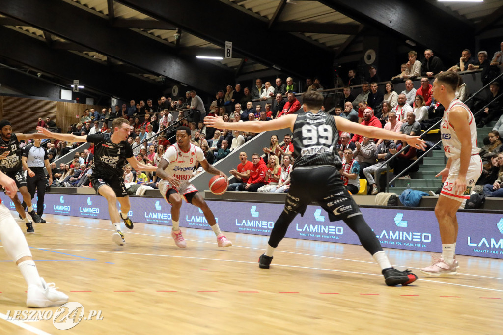 Koszykarskie emocje w Trapezie