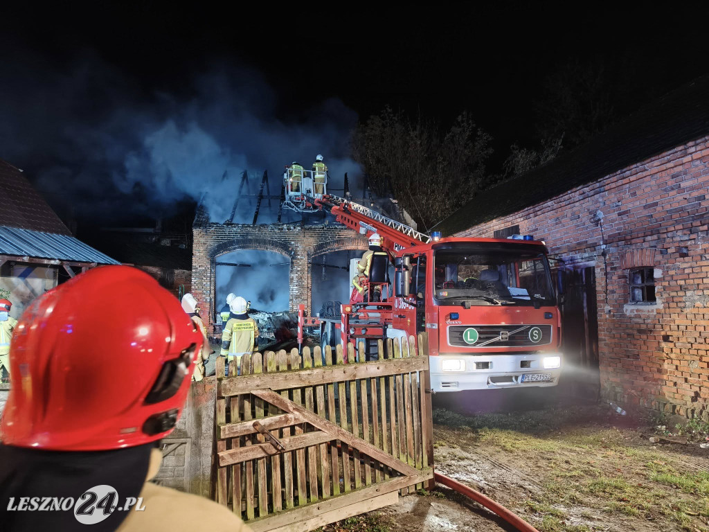 W Ujazdowie spłonęła stodoła