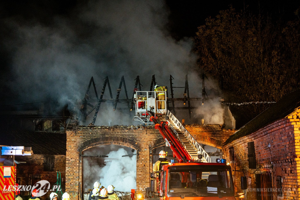 W Ujazdowie spłonęła stodoła