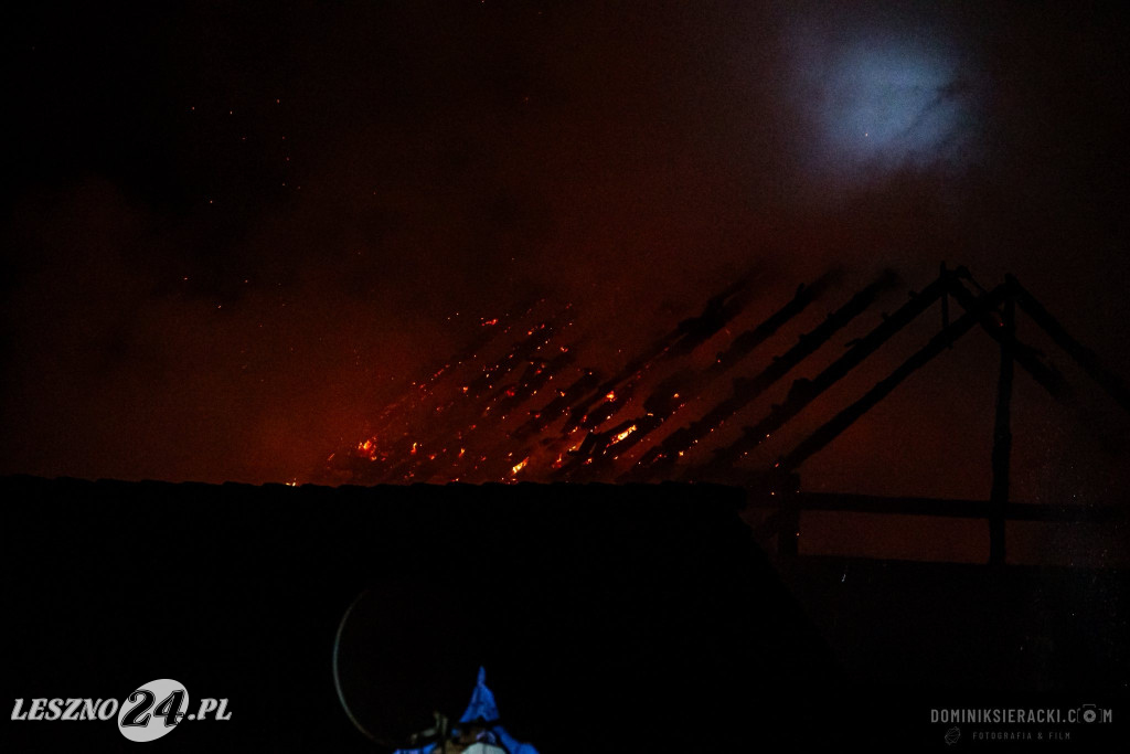 W Ujazdowie spłonęła stodoła