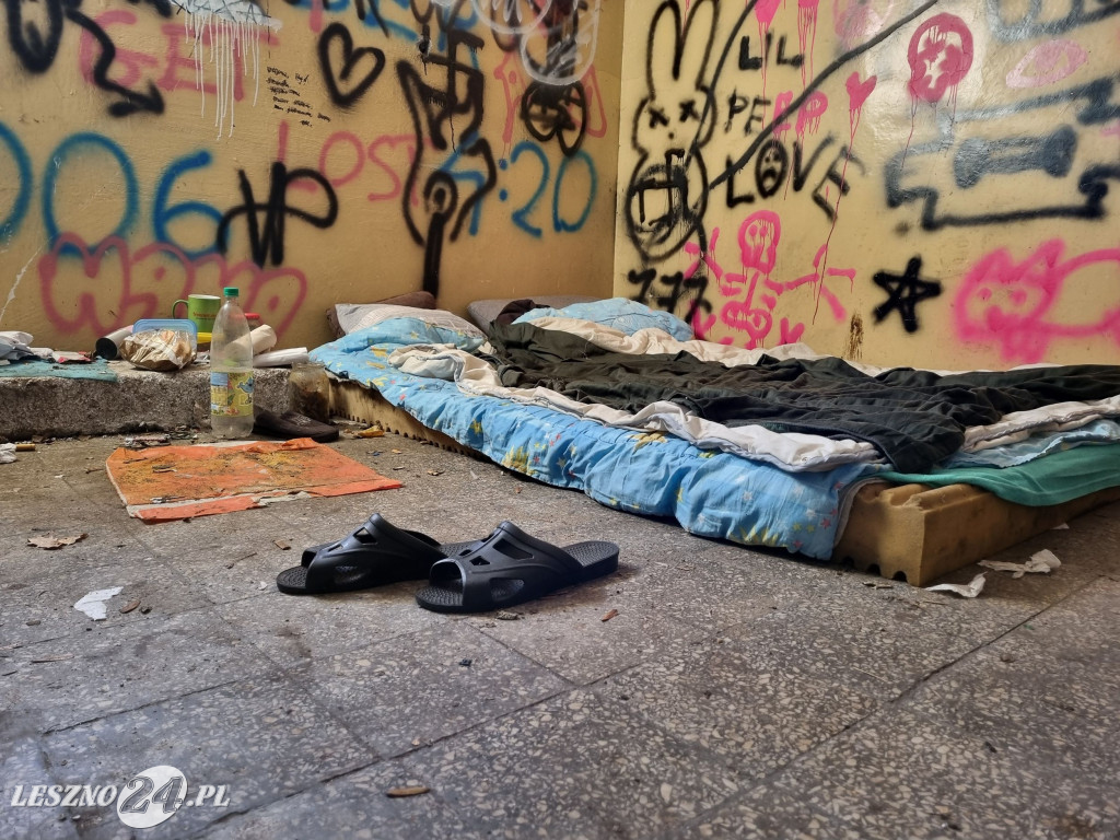 Straż Miejska w Lesznie patroluje pustostany