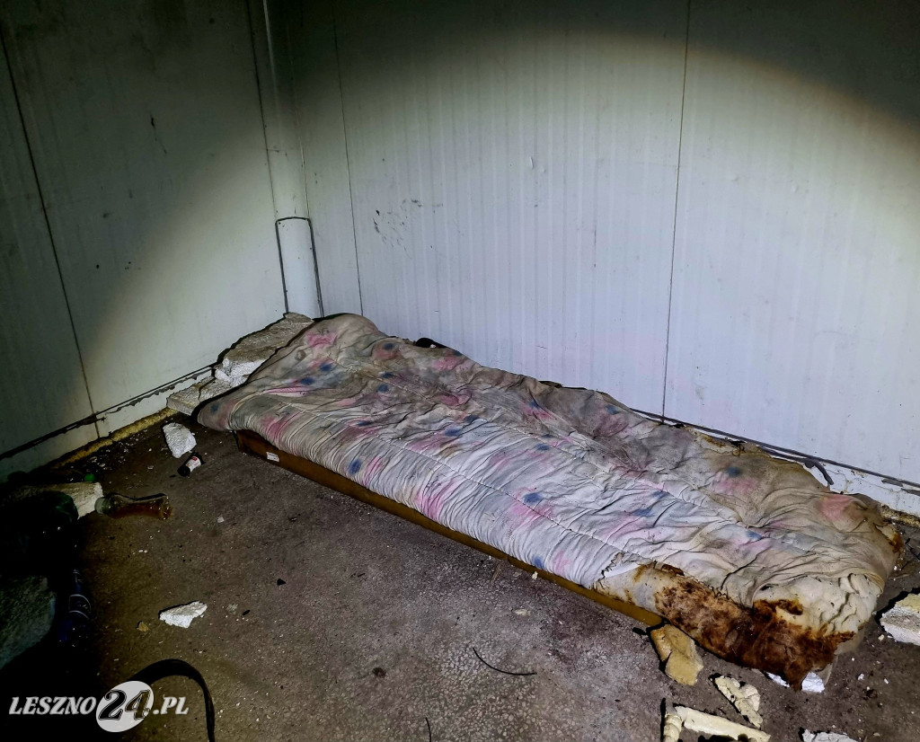 Straż Miejska w Lesznie patroluje pustostany