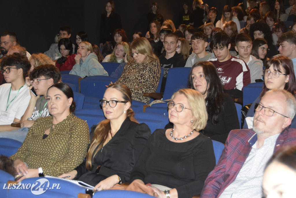 VII Konkurs Szmaragdowy Guzik