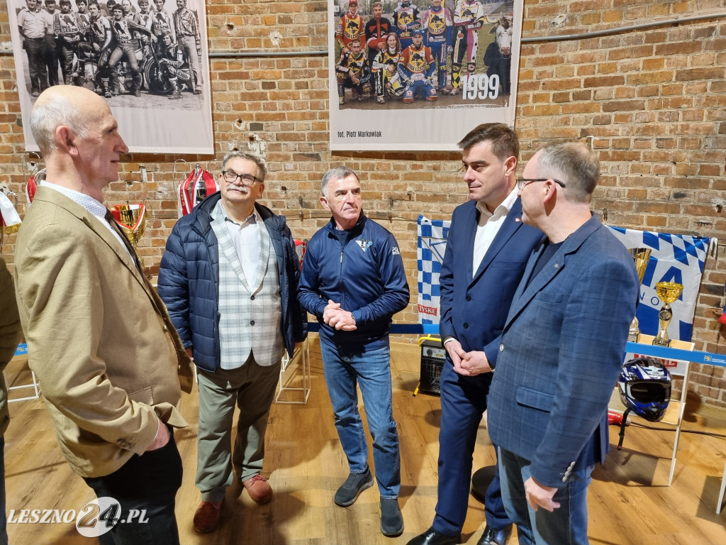 Wystawa żużlowa w Wieży Ciśnień w Lesznie