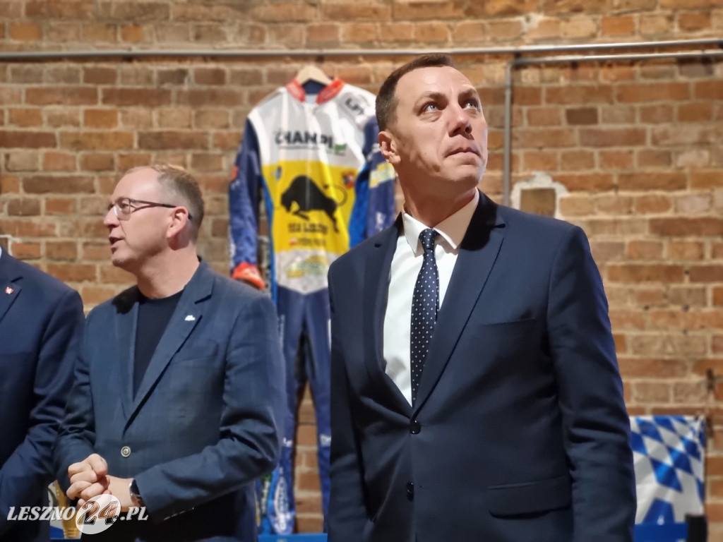 Wystawa żużlowa w Wieży Ciśnień w Lesznie