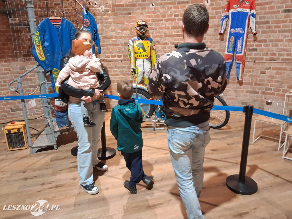 Wystawa żużlowa w Wieży Ciśnień w Lesznie