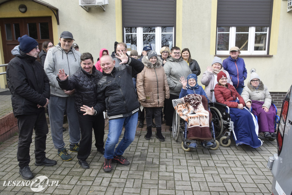 Nowy bus dla ŚDS w Kąkolewie