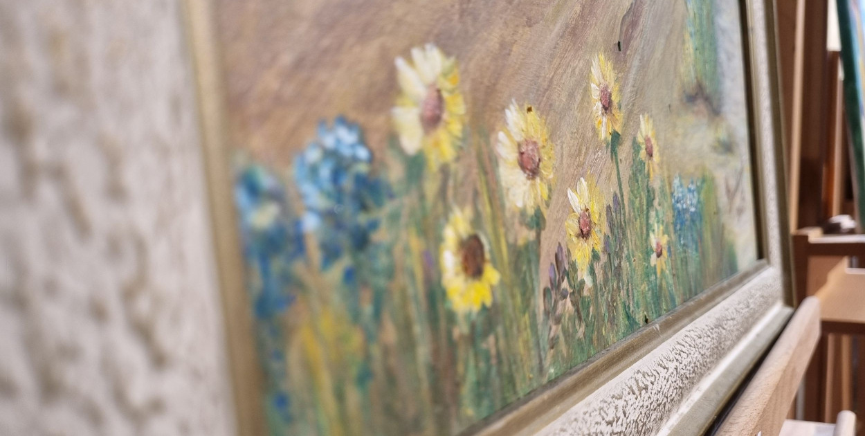 Wystawa UTW w Lesznie: Blisko i daleko