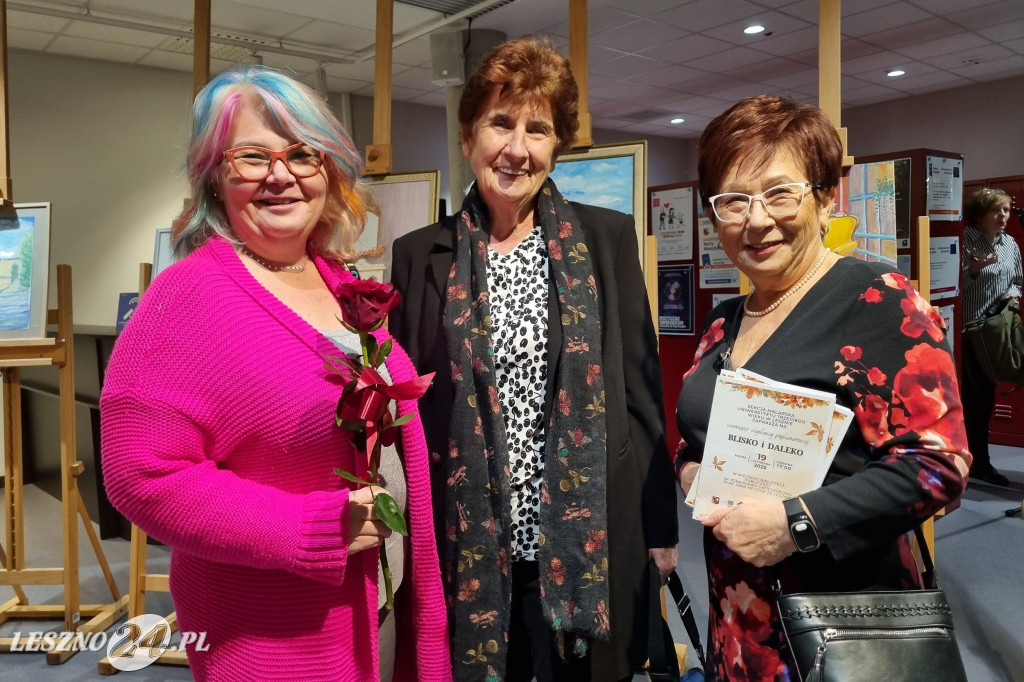 Wystawa UTW w Lesznie: Blisko i daleko