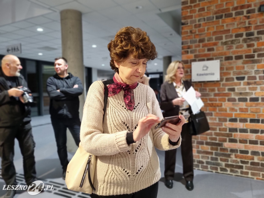 Wystawa UTW w Lesznie: Blisko i daleko