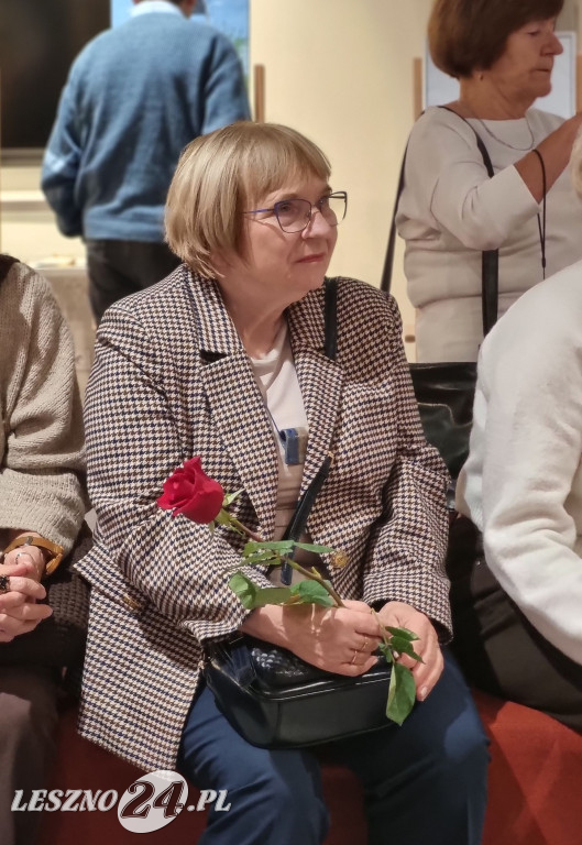 Wystawa UTW w Lesznie: Blisko i daleko