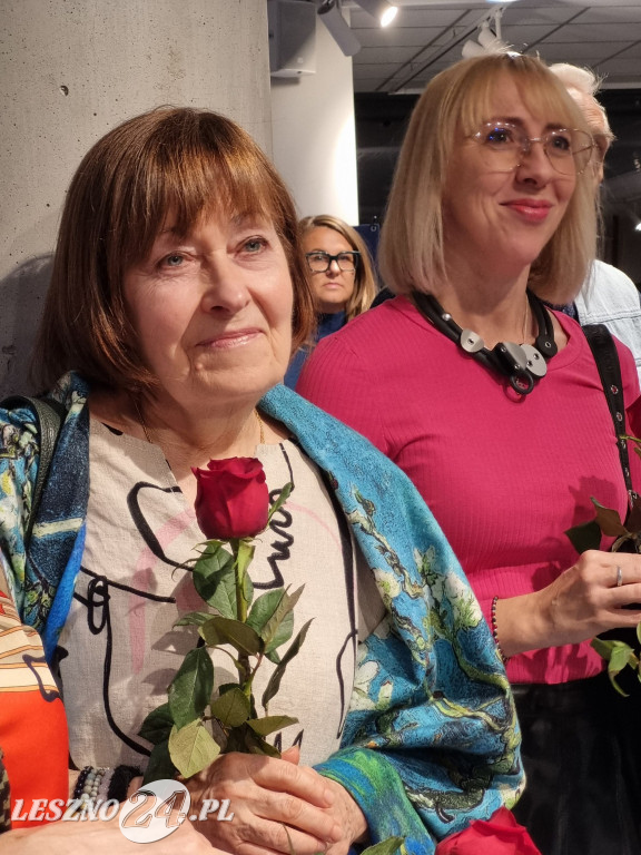 Wystawa UTW w Lesznie: Blisko i daleko