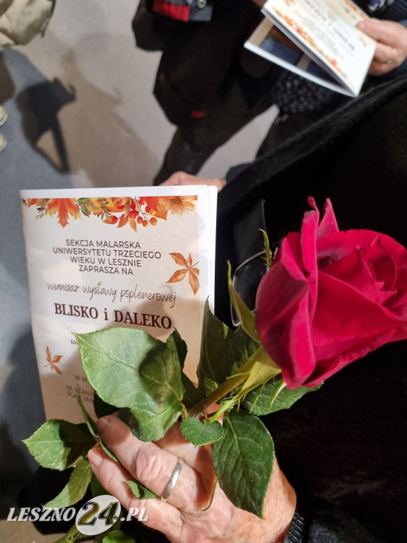 Wystawa UTW w Lesznie: Blisko i daleko