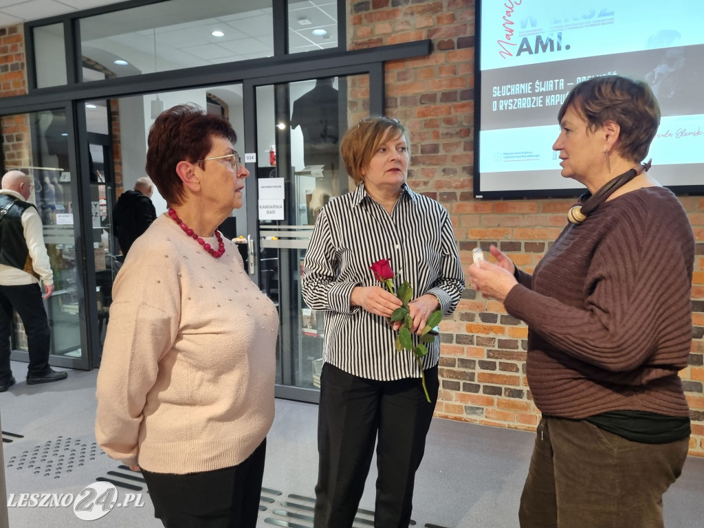 Wystawa UTW w Lesznie: Blisko i daleko