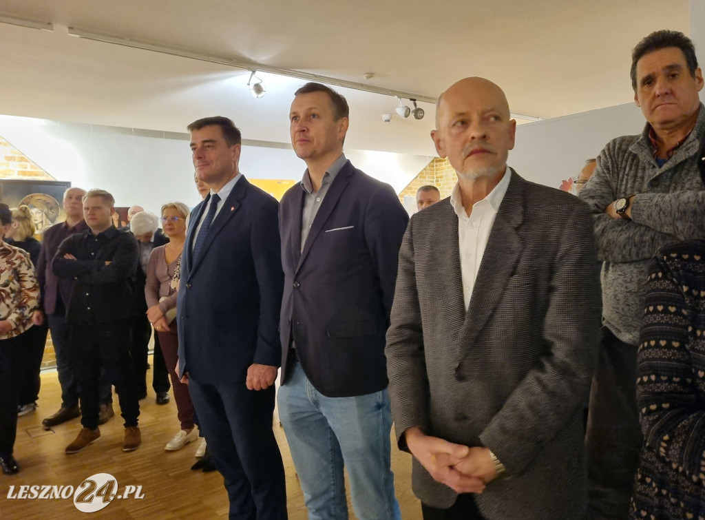 44. KONFRONTACJE - wystawa w Ratuszu w Lesznie