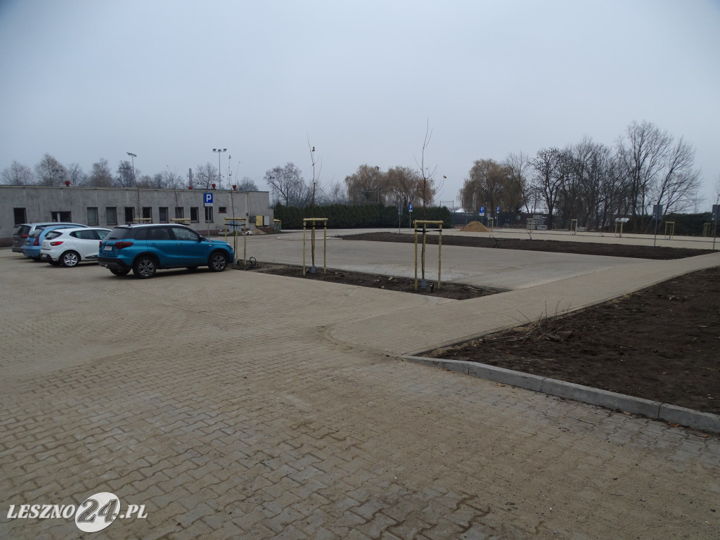 Nowy parking w centrum Leszna